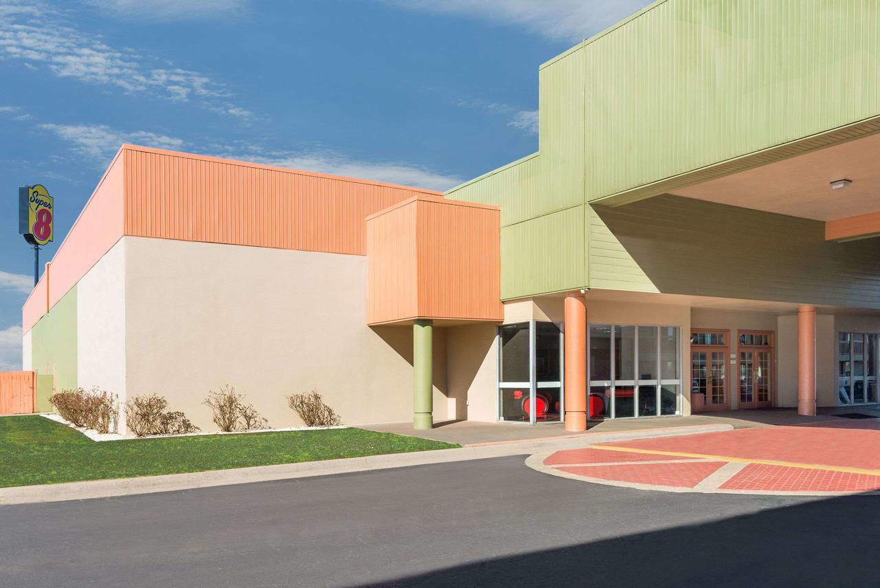 Super 8 By Wyndham Little Rock/Otter Creek Motel Exterior photo